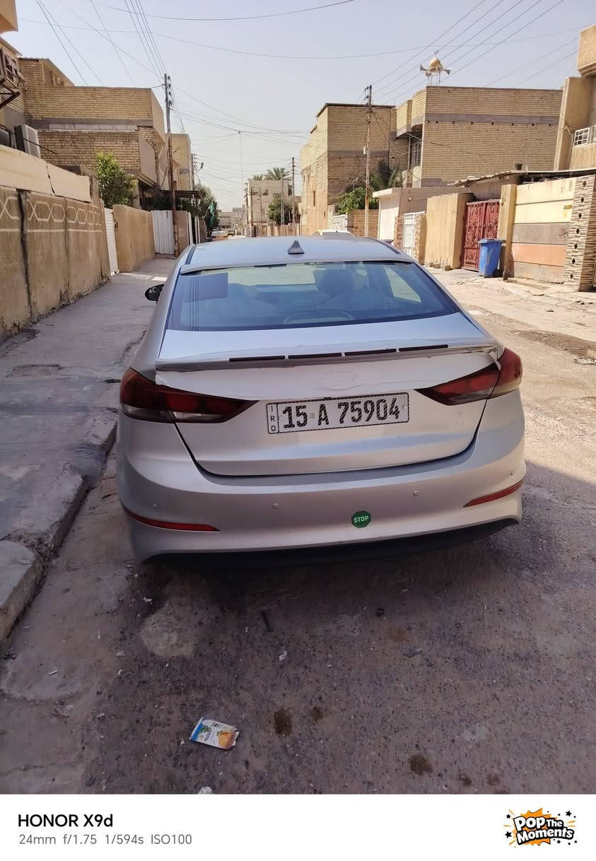 السلام عليكم النترا ١٧ أمريكي سعر ٩٨
شاشه جبيره وحساسات ومكينه ٢٠٠٠ وكير at المرغوب والسونار موجود لاتصال أو واتساب ***********
