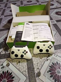 الإخوة الأعزاء جهاز Xbox series s لا مصلح و لا مفتوح لوك ستيكر  جهاز ف...