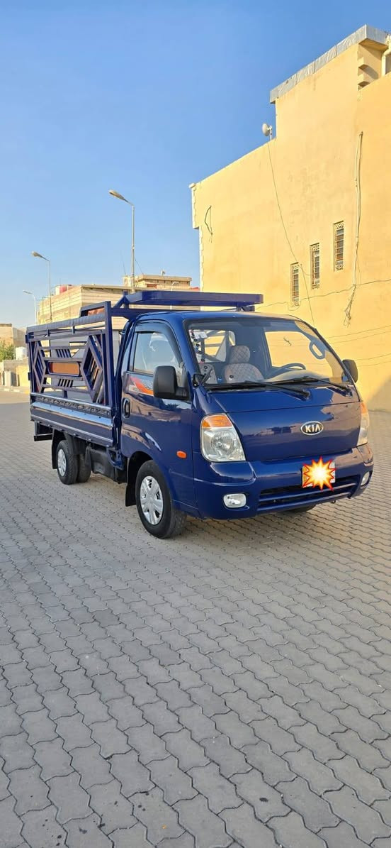 بسم الله الرحمن الرحيم 
للبيع كيه بنكو 2008 رقم ميسان تحويل مباشر  كفاله ضربه و شاصي رقم شاصي بلادي  مسكر  مكينه كرنفال مكينه وكير جدد تخم تاير توني شاده كهربائات كله شغاله داخل جديد سياره نضيفه السعر (75)وبيه مجال رقم الهاتف  
مكان السياره بصره 
***********/***********
