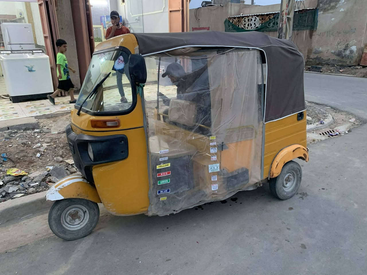 تكتك مديل19شهر 11 سنويه بصره سعرهه 4ملاين و800بيه مجال بسيط مكان ميسان قرب مستشفى البناني ***********
