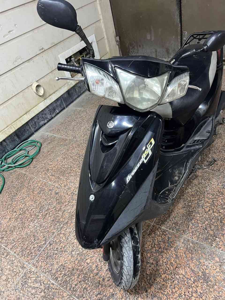 دراجه بغبغاء للبيع فول نضافه فحص مكينه دراجه عله ايدي سعر مليون 150 وبيهة مجال بصيط تواصل واتساب ***********
