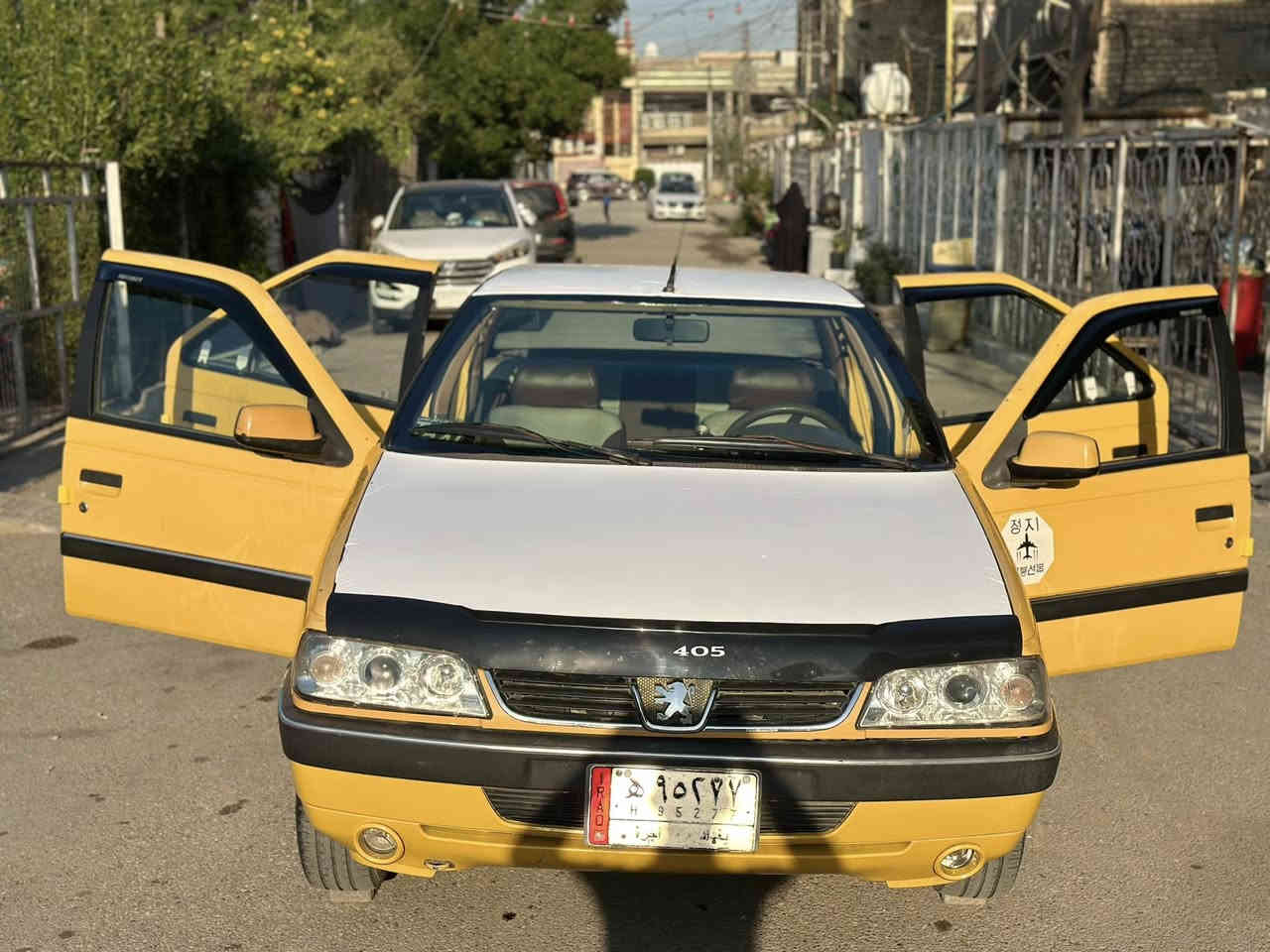 للبيع بيجو لميس مديل 2016 شكل دشبول عالي ✅
رقم بغداد ✅
منضومة غاز يعني لا دوانز ولا دوخة الراس  ولا دوخة البانزين ✅
مصفرة هيئه وغرامات ✅
محرك وكير مكفولات ✅
صدر امامي خلفي كله جديد ✅
تخم تاير جديد ✅✅
تبريد ثلج ومنضومة  كاملة  ✅
كمبريسر وراديتر جديد اصلي ✅
گلج جديد وتخم ونوزلات بلادي وبلكات  + واير بلكات جديد اصلي ✅
تخم قوايش جديد ✅
مسويلها ادامة كاملة ✅
سيارة مال جناي متعوب عليها ✅👍🏻
والسعر 47 وبيها مجال للطيبين ✅👍🏻
شرط نتكاتب مروري تحويل ثاني يوم ✅
كلشي موجود بالسوك 
📞*********** 
واتساب 
مكان بغداد البلديات
