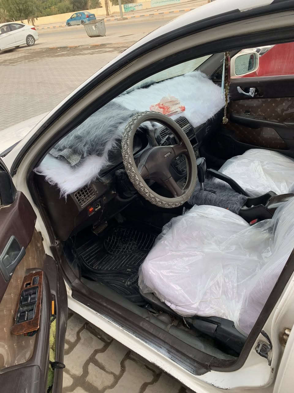 السلام عليكم كارينا مديل 1994 سياره مصبوغه عام جماليه بدون ظربه سياره جاهزه من كلشي  مكينه 1800سعر 42وبيها مجال مكاني كوفه للاستفسار الاتصال على الرقم ***********
