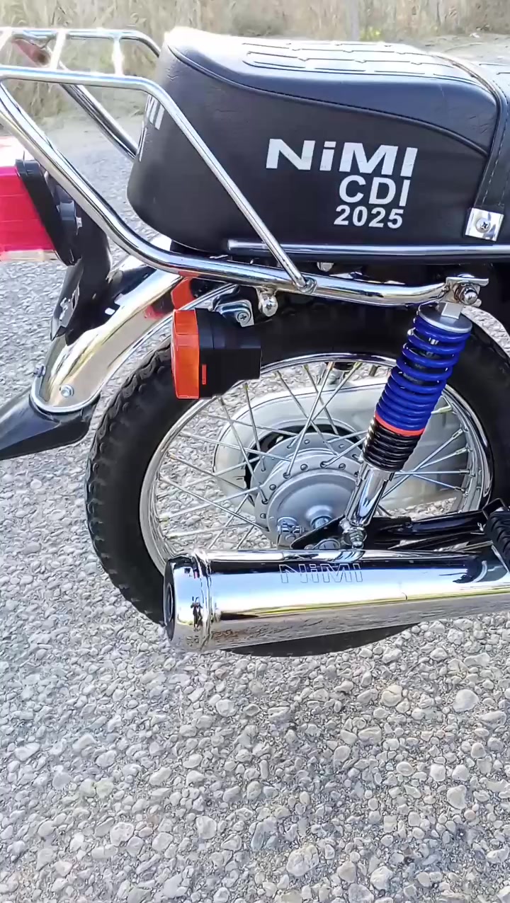 السلام عليكم دراجه ناما متياز ٢٥ اوراق اسكنر (مامفتوحه) ماناقصه شي كهربائيات شغاله كله دراجه مامتعوبه احله من الصور سعر ٦٠٠ وبيه مجال مكاني طويريج أم روايه أي استفسار *********** وخاص مفتوح
