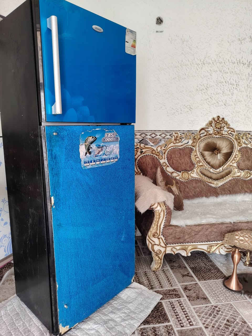 مکلف ب النشر ثلاجه حجم کبیر للبیع مکانه کوت وای استفسار ع ***********
