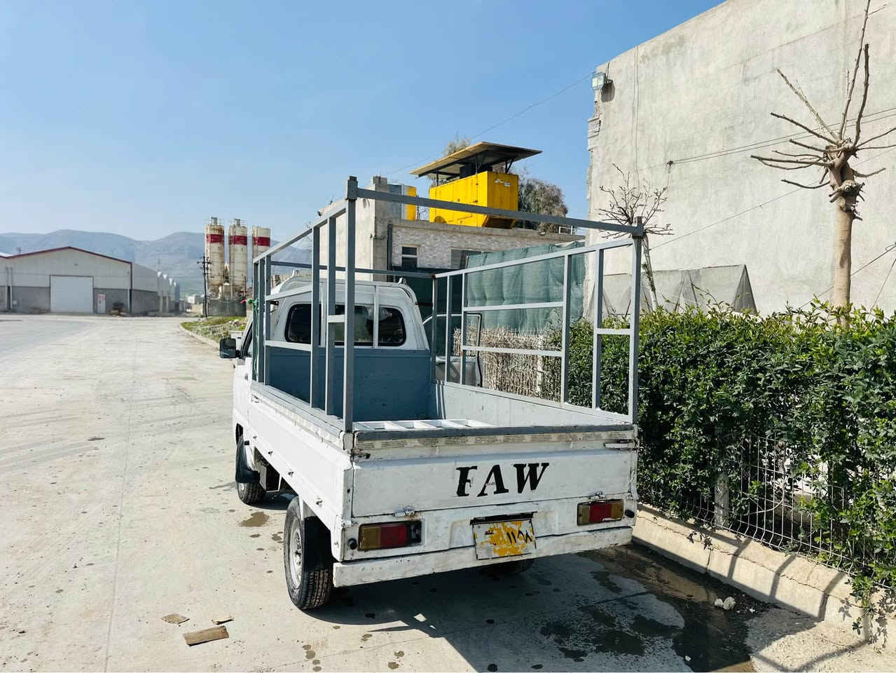 فاو ٢٠٠٦ 
مەنەفێز عەسڵی بێ مووشکیلە
گێڕ و مەکینە بەشەرت 
تەجیل و موکەبەرەی مەزبوتە 
بۆ زانیاری زیاتر ***********
جوابی مەسج نایەمەوە 
١٩ گەڵاو کەمێک مەجال السليمانية, العراق
