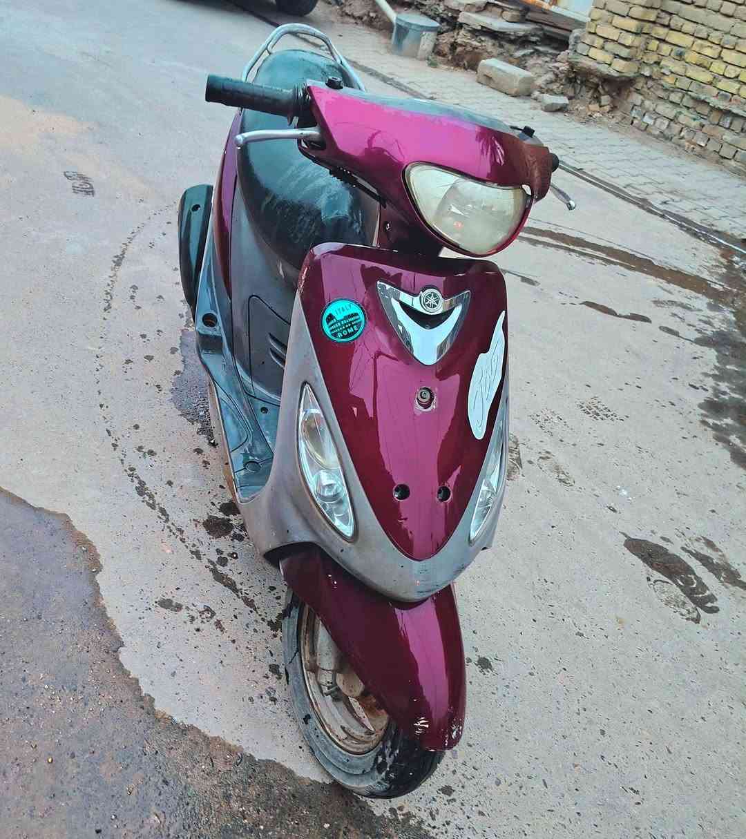 السلام عليكم.
ماكس منغولي للبيع دراجة مرتبه مال جناي 
كلشي على وضع الشركة بس الكابريتر مبدله مكينتها ناعمه الدراجه كامله شغل واطلع ،
مكاني الديوانية حي العسكري 
اي استفسار ***********
مامتواجد فيس فقط واتساب وخط
