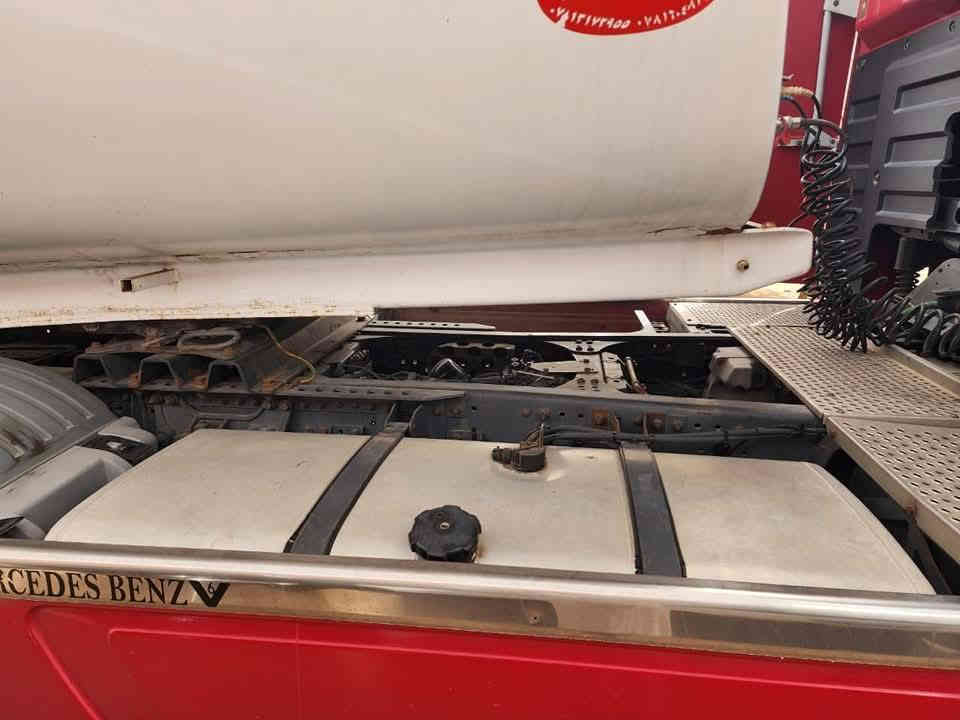 السلام عليكم صهريج للبيع اكتروز 2007 حجم 44 كفاله عامه السياره بيه صبغ فقط باب السايق تخم تاير راس والعربانه نص عمر بويلر السياره كهرباىي طوناج سنويه  جيبي اس كله جديد  جاهزه السياره وحاليا للعمل تشتغل على كربلاء تصدير  السعر 420 وبيه مجال حق الجيه لاستفسار لاتصال ***********
