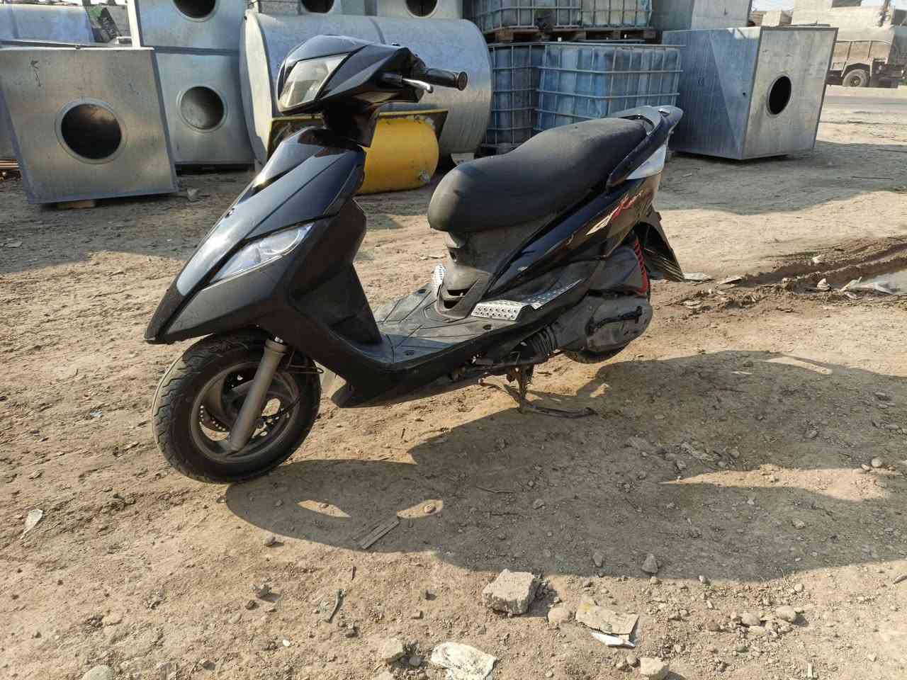 البيع ثعلب جتي ار السعر 850 أو بيه مجال دراجه رمبه المكان الكماليه ***********
