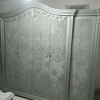 غرفة نوم ملكية • كويتي إيطالي • 6باب