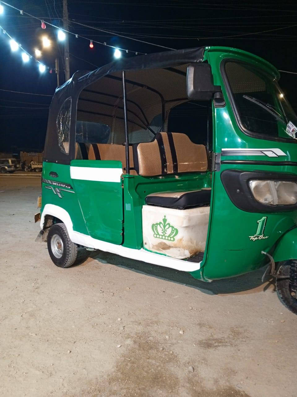 سلام عليكم عمي دراجه البيع سعر 7كفاله بس كشر ولمكينه مفتوحه مديل 22/شهر7مكاني ناصريه مركز حي الزهراه ***********
