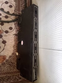 سبلت 6 خانات جديد ما مستخدم ابد اشتريته وما شديته كامل هوه وصوندات مال...