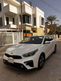 كيا سيراتو 2020 خليجي مكفولة من الضربة والصبغ  مواصفات السيارة فتحة سق...