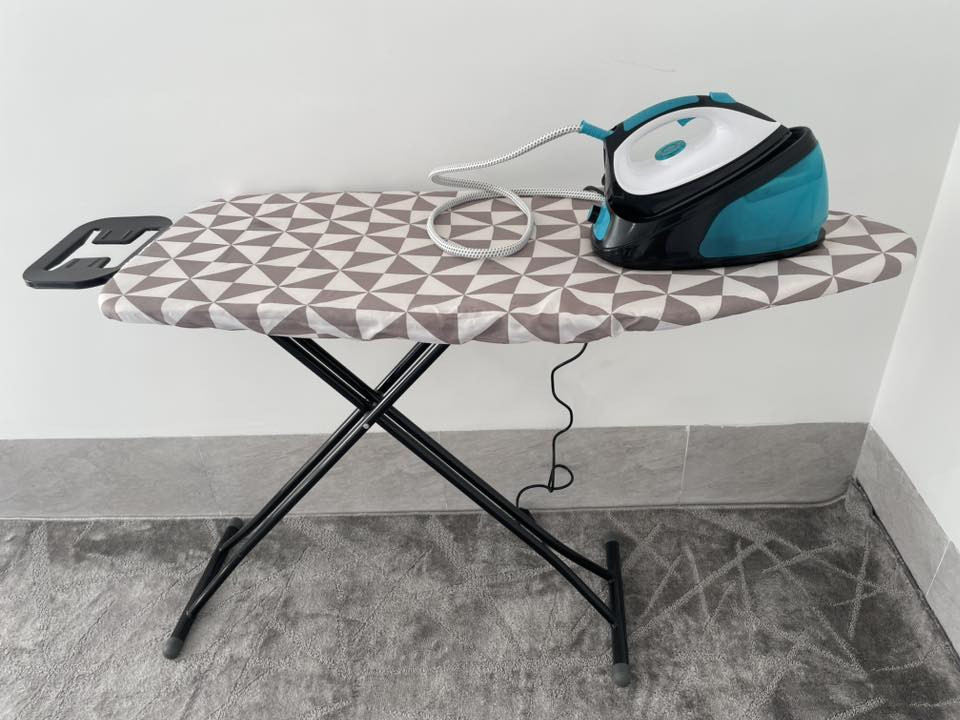 سڵاو بەڕيزان ئوتوی هەڵمی بوخاری(PIONEER)بۆ فرۆشتن بەخۆیو ژێرەکە یەوە بە لۆکی خۆی ماوەتەوە 
تەنها چەند جارێکی کەم  ئیشی  پێکراوە 
١٠٠ هەزار دیناری پێ دراوە ،،،،، بۆ فرۆشتن ٦٠ هەزارو مەعامەلە یەکی کەم،،
ژم.***********
