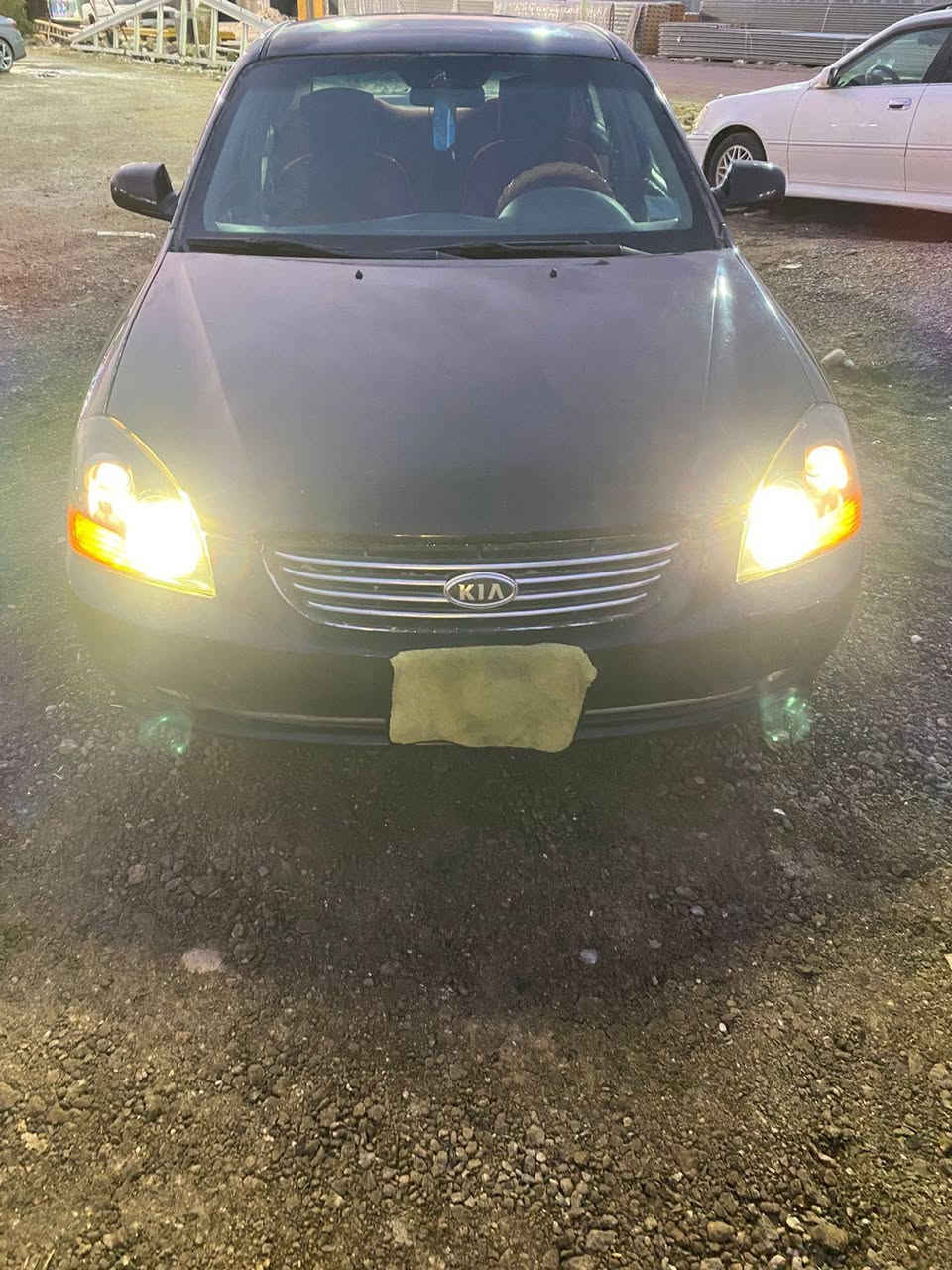 السلام عليكم/كيا اوبتيما موديل 2007 خليجي كير ومحرك 2700 جدد مشروع وطني 
جاهزه تبريد طخم تاير حداديه مصبوغه عام اثر جراد وللجماليه منظومه زنون جديد ضربتها باب الامامي جهه العبري السعر 77 وبيها مجال  مكاني ذي قار باقي التفاصيل اتصال على الرقم***********
