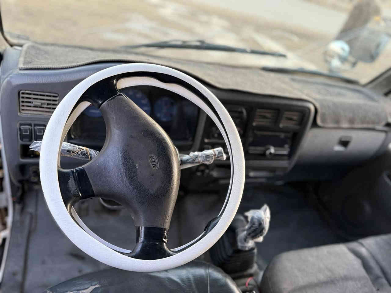 سلام عليكم من رخصت مدير لكروب كيا فونتيرا مديل ٩٨ سياره بلاديه عله وضع شركه مكفوله من كير محرك اكسن بور شاصي رقم شاصي  حداديه رقم بغداد مشروع وطني مداور بنفس ليوم كهرباءياءيات تبريد تدفءه شراي بي خير ويدلل مكان بابل شوملي ***********
