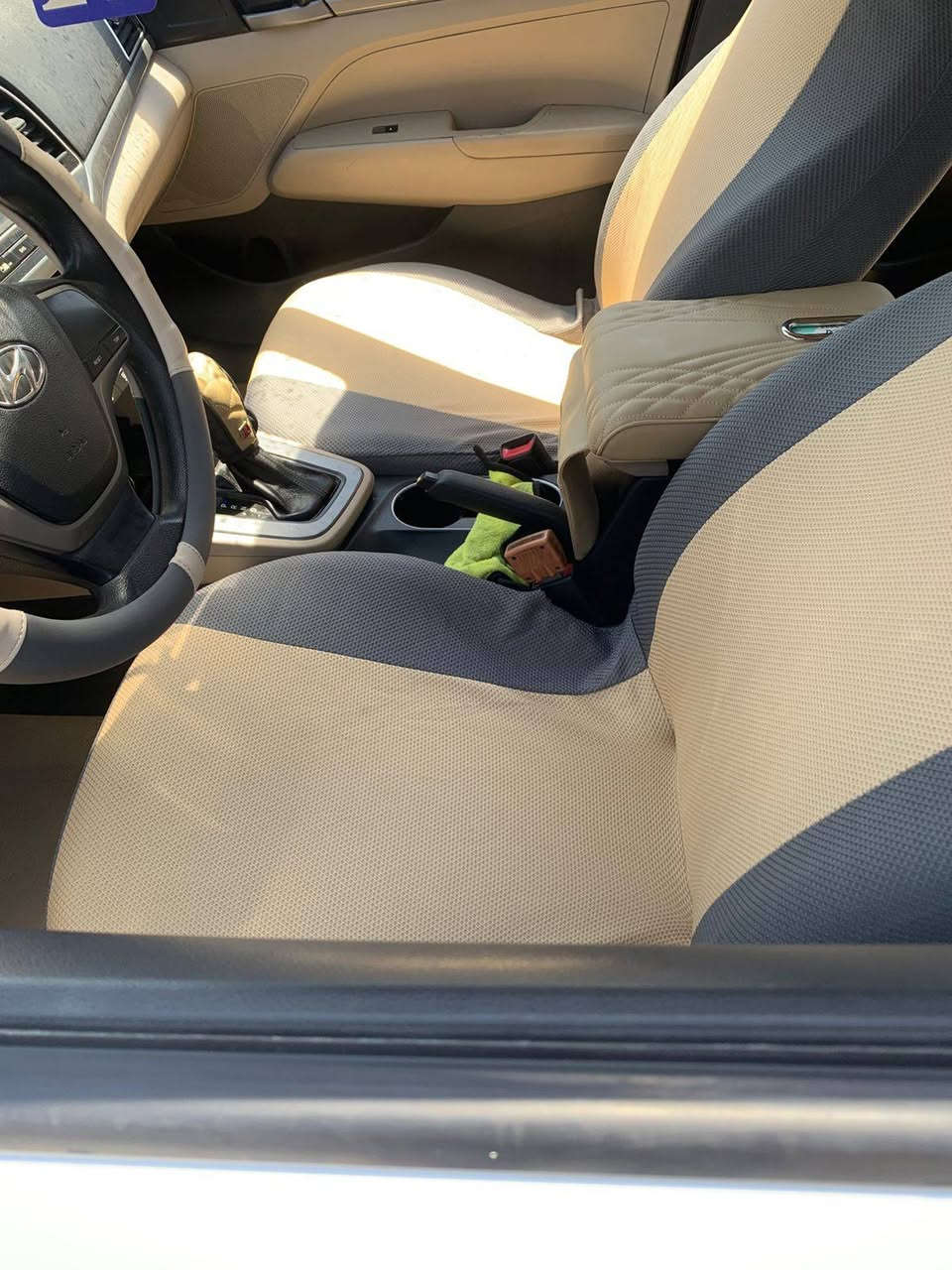 النترا ٢٠١٧ خليجي
أربيل بأسمي
سنوية ل٢٠٢٩ 
ماشيه ١٣١ 
سيارة بيها اربع قطع
صبغ بالبيبان مال الصدر جوه اليدة مال الباب بشبر
بارد باب السايق
البنيد ضربه ومعدله
وطختين بالجاملغ الخلفي زغيره

السعر ١٢٦ ورقه وبيها مجال بسيط 
وهذا رقمي ***********
*********** 
المكان سامراء
الصبح ما متواجد
