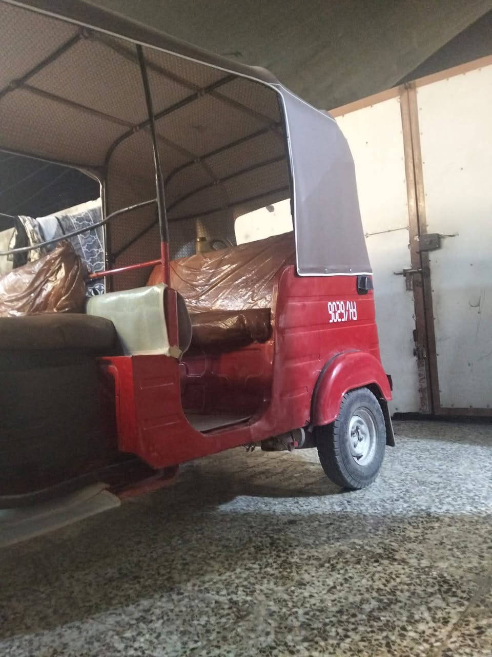 تكتك 2018مرقمه بغداد معمره جماليه المكان بغداد حي البتول السعر 4900وبيها مجال تكتك خير من الله رقم الهاتف***********
