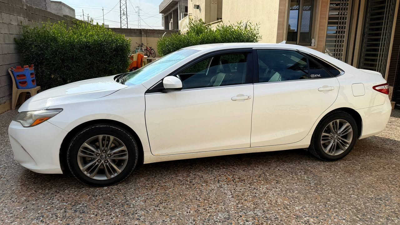 السلام عليكم اخوتي كامري للبيع وارد امريكي موديل 2017 سياره بدون ضرر بدون صبغ رقم دهوك تحويل ثاني يوم سياره باسمي مواصفات se  ماشيه 300 الف سياره نضيفه مال بيت 
شراي يتصل سعر 186 وبيه مجال بسيط *********** بيه واتساب
