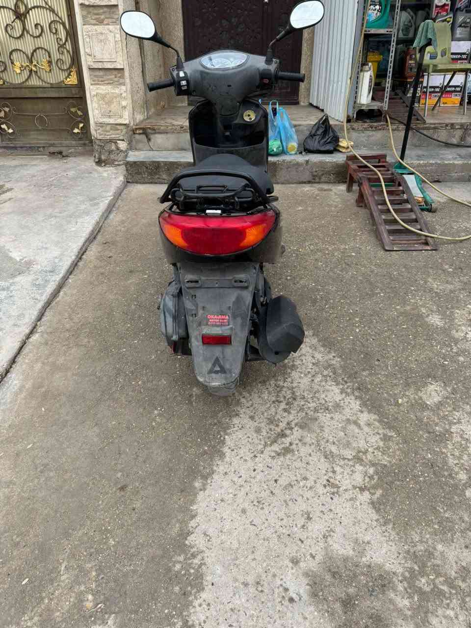 سلام عليكم دراجه نضيفه جديده  قبل يومين نزناهه من الرمبه ماشيه ستالاف الرقم الهاتف ***********
