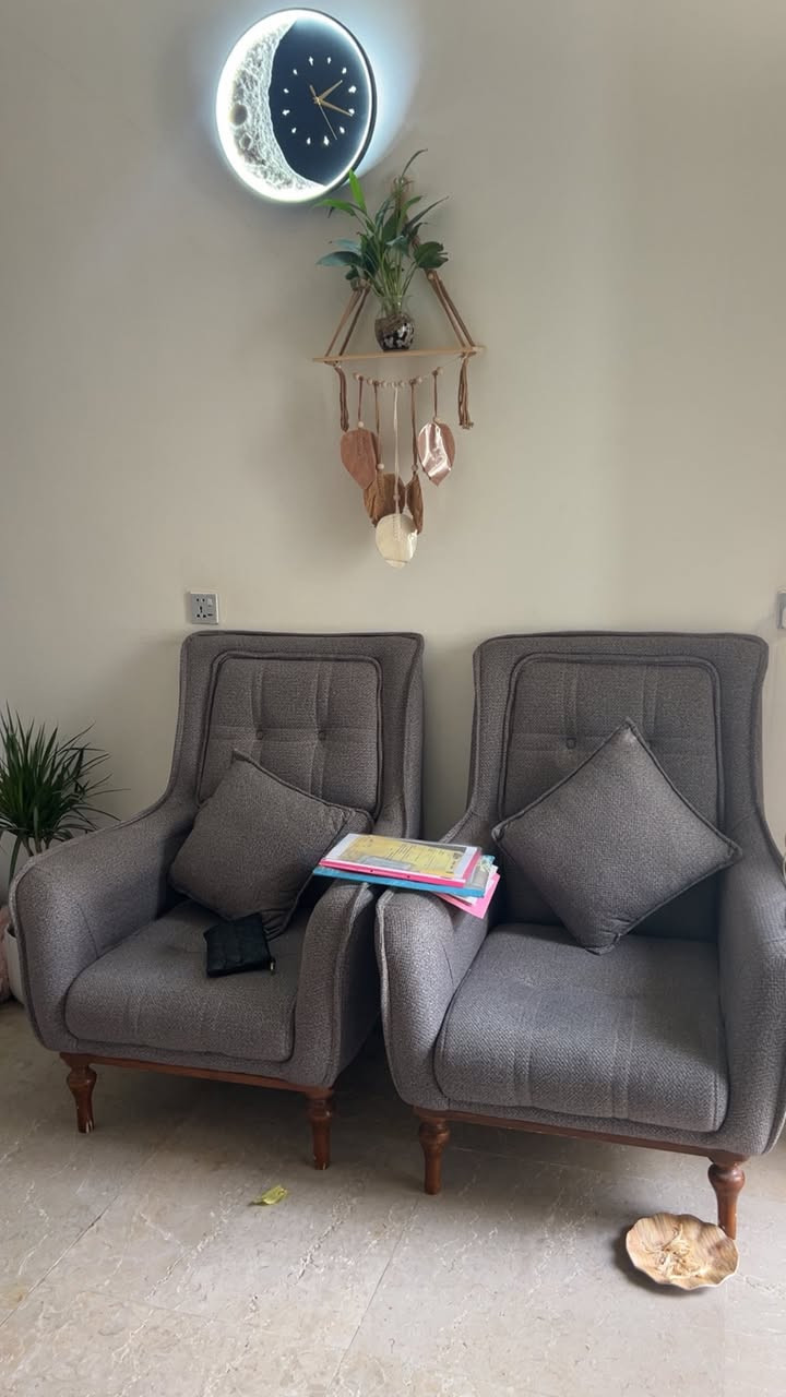 السلام عليكم تخم 9 مقاعد اي ضرر  مابيه قفله 900 مكاني الدوره


**إذا كنت صاحب هذا الإعلان وتريد حذفه لأي سبب، رجاءا أرسل رسالة إلى الدعم الفني**