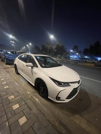 تويوتا كورولا • عالحرية • متوفرة