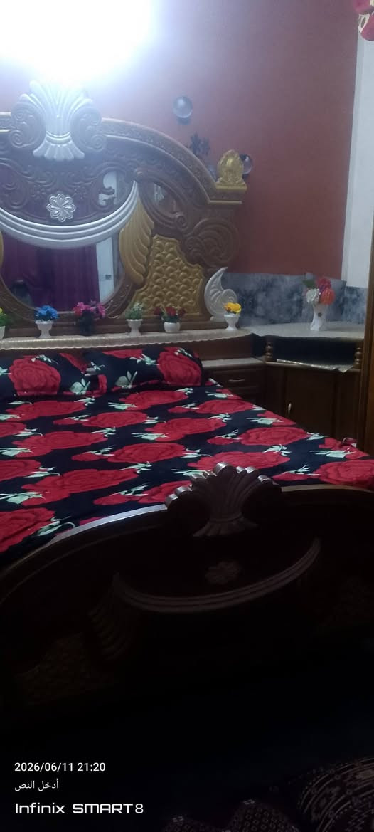 سلام عليكم غرفه حطاطه لبيع نضيفه
*********** بي واتساب
