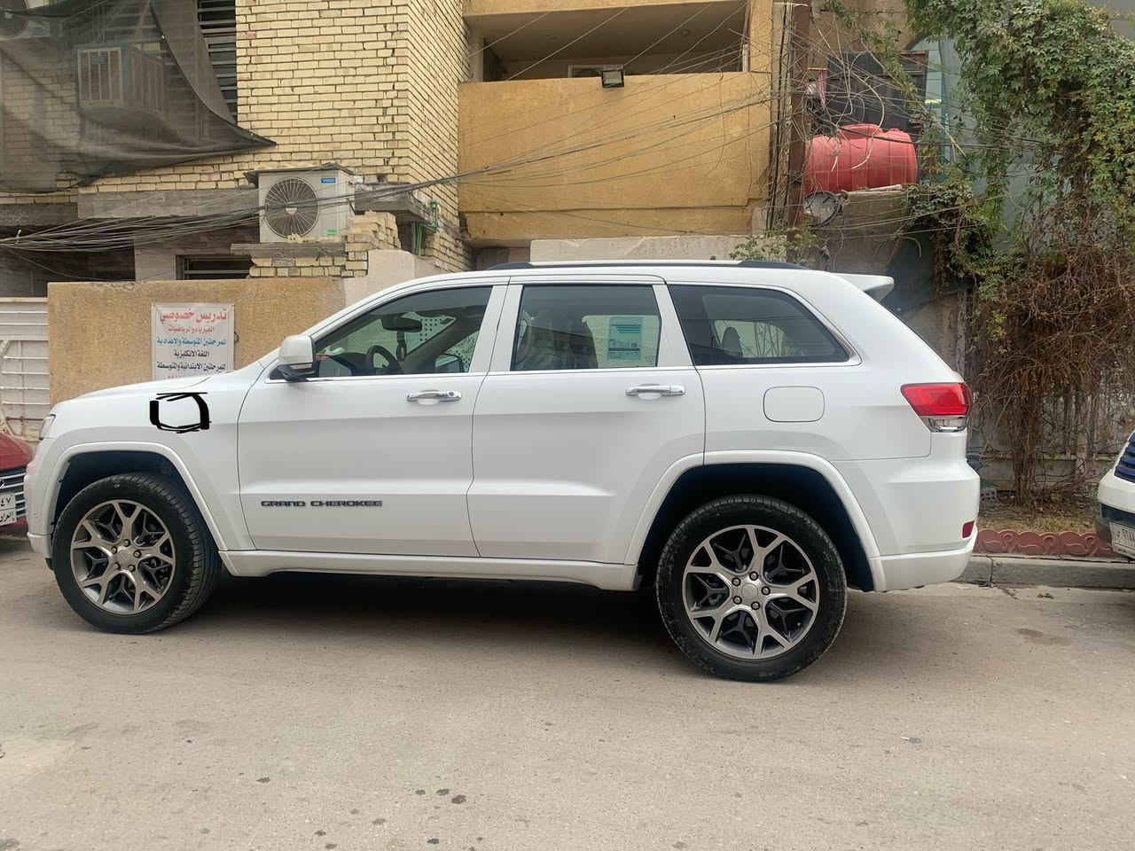 السلام عليكم 
جيب اوفرلاندفول فول مواصفات اعلى فئه بالجيب  خليجي موديل ٢٠١٩  وكاله هارلم ماشيه ٦١ سياره جديده بمعنى الكلمه صدر جديد تخم تاير كير ومحرك مكفوله بيهه صبغ ع كد شبر بالجاملغ الايسر كما موضوح بالصوره وبارد ع كد ٣ اصابع ما امبين مكاني بغداد السعر ٢٦ وبيهه مجال بسيط جدا حك الجيه 

العنوان :بغداد الغزالية 

الرقم :***********
