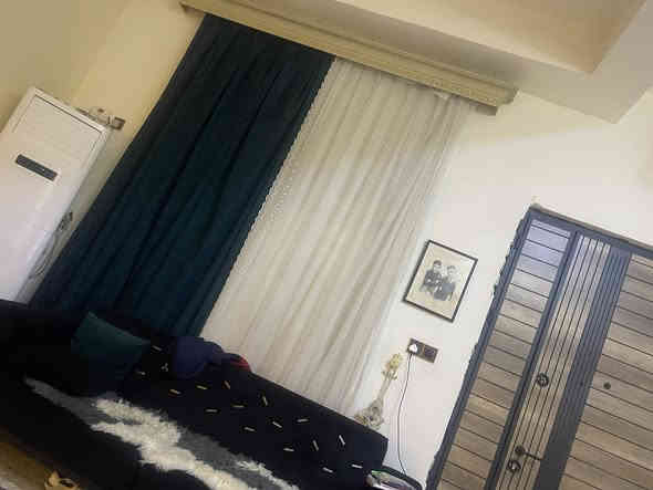 دار للبيع المساحه (100) م حي الجهاد المسأله والعداله موقع مميز قرب مجمع النسيم قرب الشارع العام واجهه 5 نزال 20 طابق واحد بناء سنه (2019) السعر مناسب مباشر مع صاحب الدار للاستفسار (***********)
