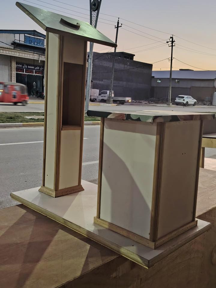 مرحباً بما انو جاي رمضان واكيد كل امهاتنا تعبانات ولازم ندللهن بكرسي الصلاه او سرير ابو النفر او بوفيات حتى يخزنن عراضهن والعرايس راح يجي العيد وعدنا غرف عراقيه باشكال التركي بأنسب الاسعار وحتى متوفر خدمه التقسيط لحاملي الكيكارد ويتوفر تجديد للاثاث بالصبغ وعمل جميع الاثاث بنجارة عراقيه وكلشي يجي بالكم اثاث نگدر نوفره للاستفسار على الأرقام التاليه 
***********
معرض داماك للاثاث المنزلي
