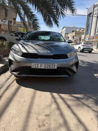 كيا فورتي ٢٤ وارد امريكي مكينه ٢٠٠٠ دوش صبغ ربع الجاملغ وربع البنيد كي...