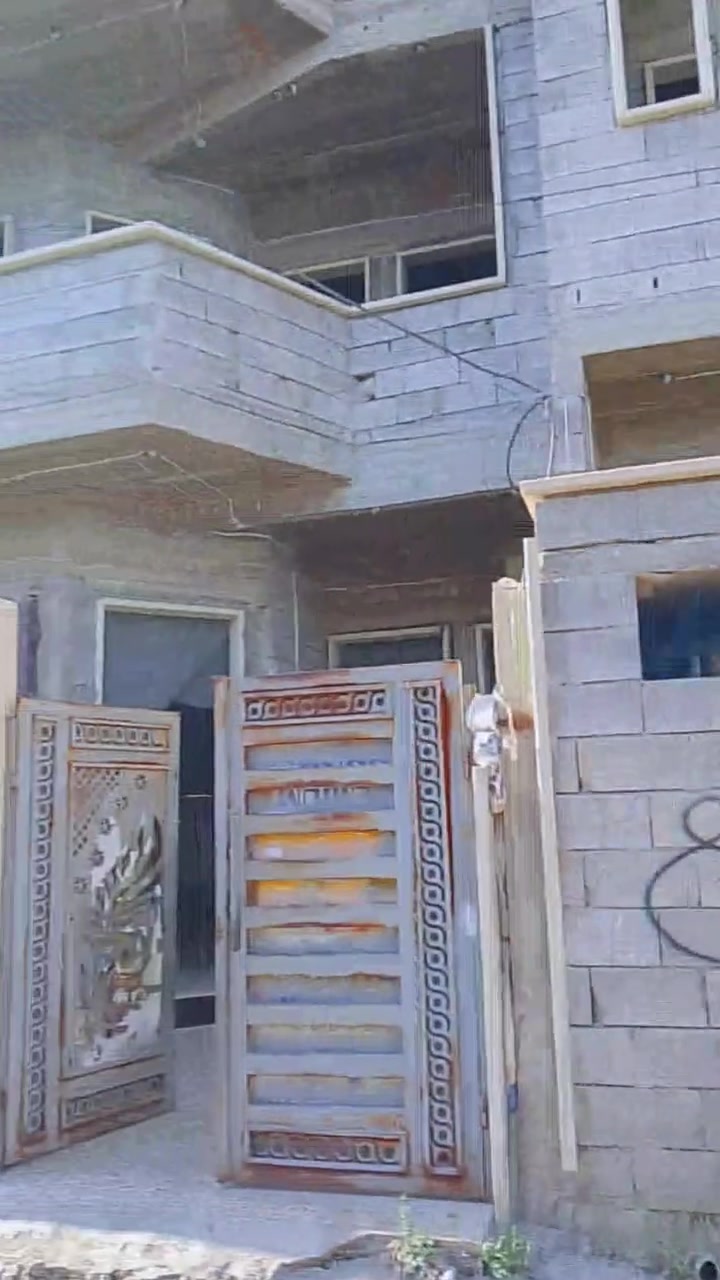 السلام عليكم بيت للبيع في رشيديه قطاع السادس قرب جامع حاج دريس مساحة 130طابقين قريب على سيدين ثني وثلاث بيت على سيدين سعر 95وبي مجال هذا رقم الهاتف او وتساب بي كورك ***********/////***********
