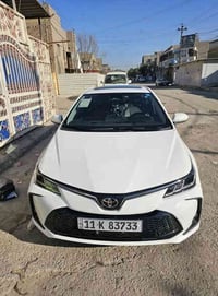 ⚜️♦️️تويوتا  كورلا هايبرد2025 وضع زيرو ماشيه قليل  المواصفات  🔵محرك 1....