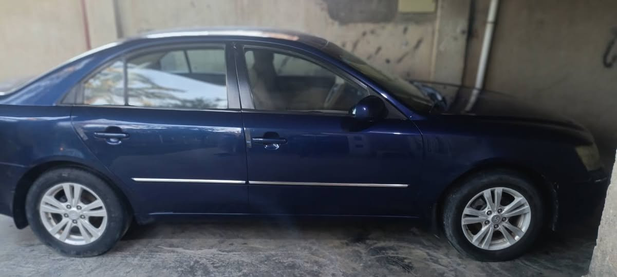 سلام عليكم 
سوناته9خليجي نضيفه
كلين رقم بغداد
محرك 2400
سعر 130 وبيه مجال


**إذا كنت صاحب هذا الإعلان وتريد حذفه لأي سبب، رجاءا أرسل رسالة إلى الدعم الفني**