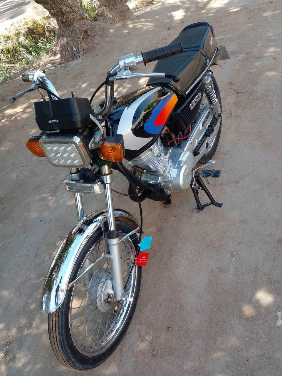 للبيع نامه اصلي شلامجه  كامله دراجه كهربايته شغاله دراجه بدون اوراق كلك مامفتوحه بيع مستعجل 425 انضف من البصوره  اليريده يجي خاص ويدلل المايشتري لا ينطي سعر من يمه مو تجيني من الناصريه لو من العماره لو من البصره


**إذا كنت صاحب هذا الإعلان وتريد حذفه لأي سبب، رجاءا أرسل رسالة إلى الدعم الفني**