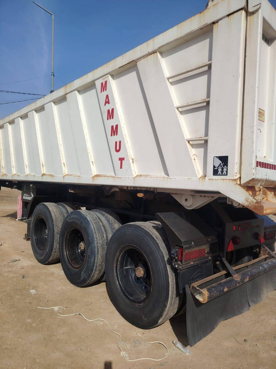 سلام عليكم للبيع عربانه عبدالله جوهر موديل 2023 الاستفسار ع ***********
