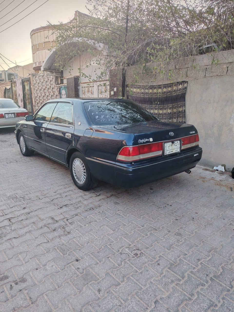 السلام عليكم شباب راس الثور للبيع فلات سياره مكفوله من كص ونقل جثه ورسميات وضربه قويه سياره نضيفه وحلوه شاصي55مكينه وكير وضفيره  ستوني شاهدها 3000فيشتين تخم تاير حداديه جديده كهربائيات شغاله شاشه كامره اشاير بل مري منظومة زنون ارايل امامي خلفي كشنات كهربائيات معايزهها ايشي السعر 88مع المجال البسيط الرقم ***********النجف الأشرف وذا مراوس حسب القناعه
