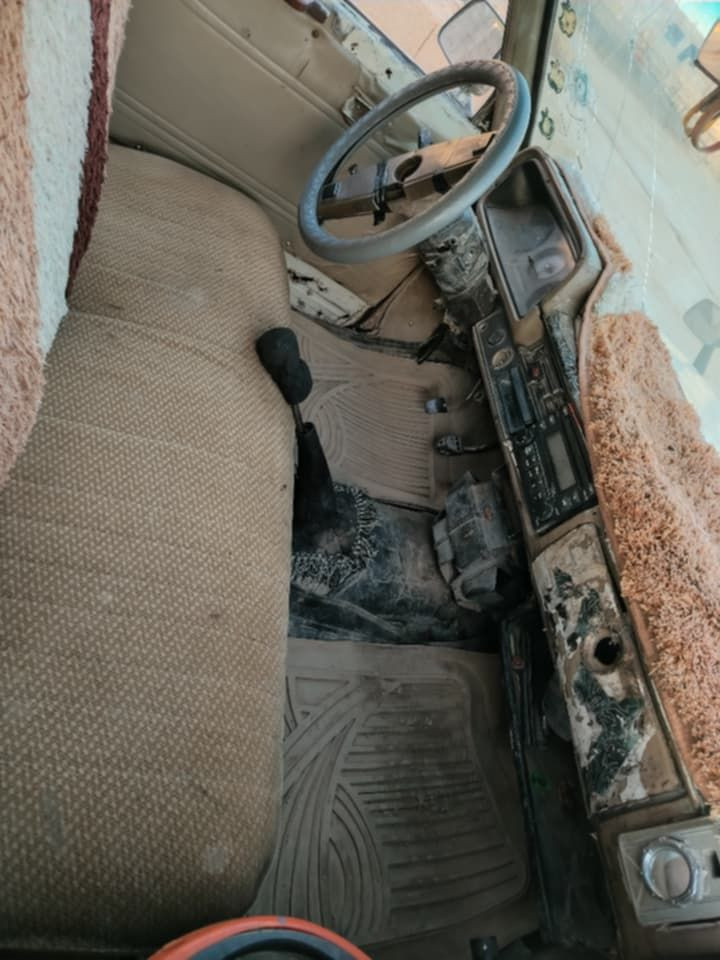 السلام عليكم بيكم للبيع 80 شرط التحويل محرك گير  شرط صطوب دسك اكسن سيدانه شاصي شرط السعر20وبي مجال الاستفسار ***********
