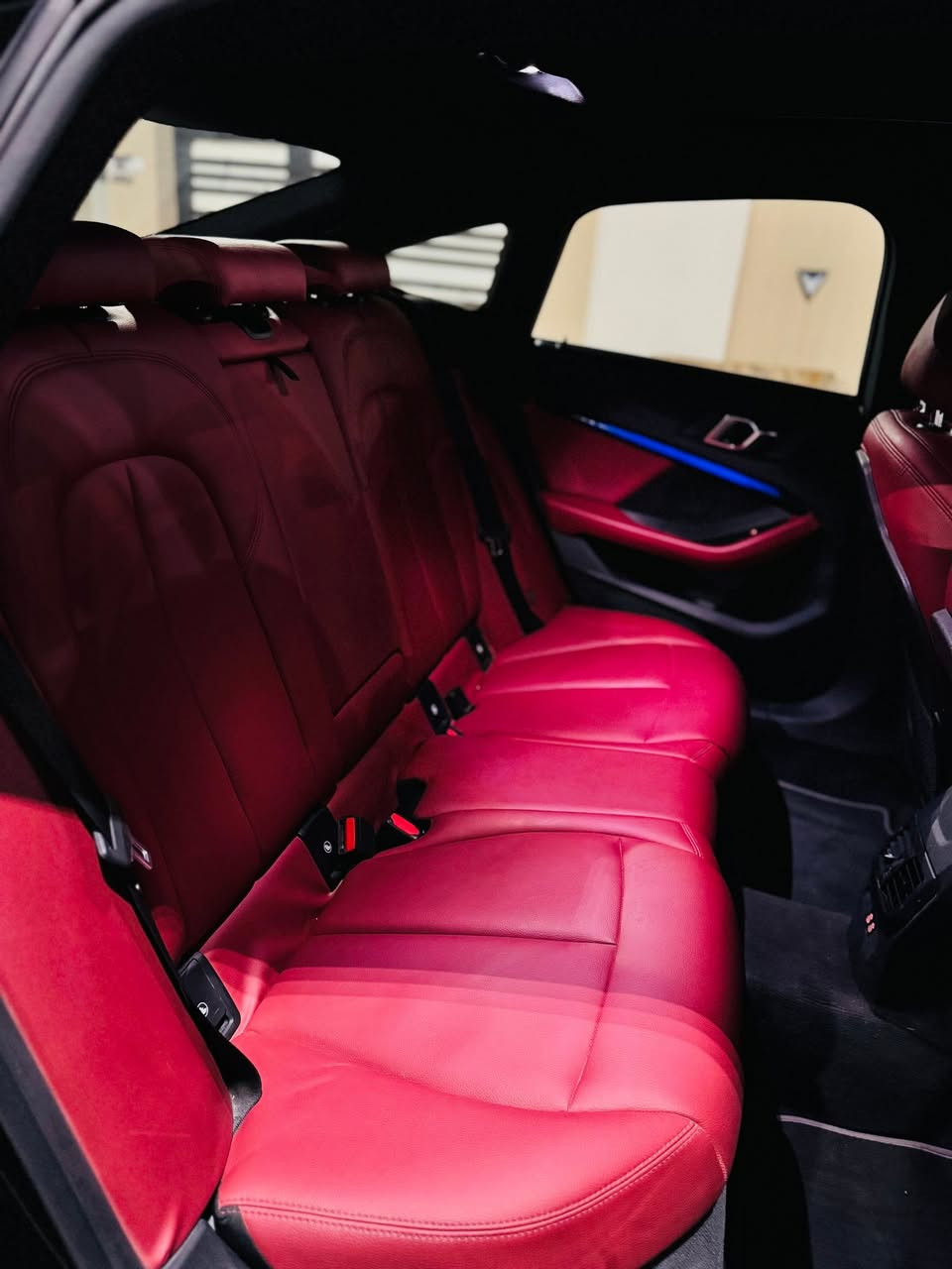سلام عليكم 
بيع فقط 🔥 بدون مراوس  سياره مميزه وماكو هواي مثلها رقم سليمانية .
سيارة BMW 228i
احلا من الصور بهواي 
موديل 2021   
حجم المحرك : 4. 2 توين توربو صاروخ  بالستي
الوارد : امريكي ضررها جاملغ وربع من البنيد بدون ايرباك موضحة بالصور  
  
ايرباك سليم بجم كبس  كفالة من الدعامية للدعامية
يعني من الاخير ماكو بنظافتها مقفلة للسيارة كفالة عامة من كل شي 

المواصفات ..
‏GPS
فول بانوراما 
اشارات مرايا 
اشارات ترحيب عند فتح القفل 
مرايا قلاب اوتو 
كشنات جلد 
قطعتين تبريد 
ويل حجم 
تخم تايرات جديد 
داخل 7 الوان ليدات ابواب ودشبول
ليدات امامية 
لايتات زينون عالي وناصي 
ليدات خلفية 
وضعيات قيادة ايكو وسبورت وكومفورت 
شاشة الدشبول ديجيتال 
حساسات امامي وخلفي 
رادارات امامية وجانبية وخلفية 
تنبيه خروج عن المسار 
سائق الي 
فتحات خلفية سبورت 
خزن كشنات 
اوتو هولد 
السيارة جاهزة واي نقص مابيها بشرط  
ورجاءا لحد يقارنها بالمهجومات والي  مضربطات ايرباك وشواصي ……سيارة احلا من الصور بهواي تجي وتشوف بعينك
مكان سيارة كربلاء 
السعر : 193$ وبيها مجال بسيط

رقم الهاتف :  ‭***********‬
رقم الهاتف :  ***********

