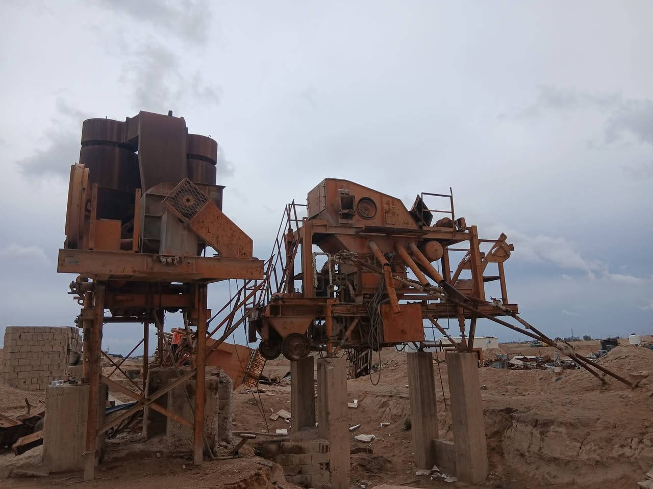 نشتري. معامل. لسفلت قديمه لحديد بسعر عالي. ونشتري حديد. سكراب ول شليمان بسعر.  عالي. *********** 
سعر طن سكراب ٣٠٠واصل ونشتري مطروح.
