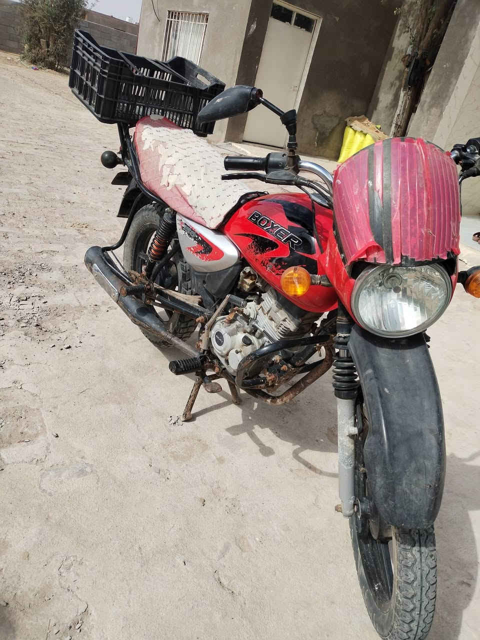السلام عليكم دراجه بوكسر للبيع 2019الباب الاول كهربائيات كله شغال 4كير للستفسار  على الرقم ***********
