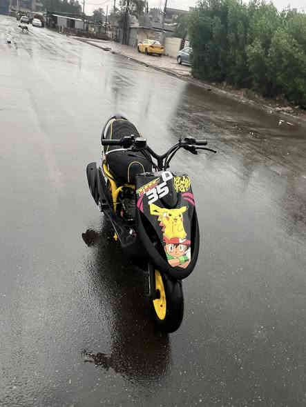 السلام عليكم ورحمة الله وبركاته اخوان ماكس مال العب دراجه شغاله سلف هندر مكينه ٤٩ بلاديه ما مفتوحه شلعه معدل كامله مكمله ما ناقصه شي تعمير جديد ما صار سبوع مكاني بغداد حي العامل السعر خاص لو تتصل عل رقم ***********
