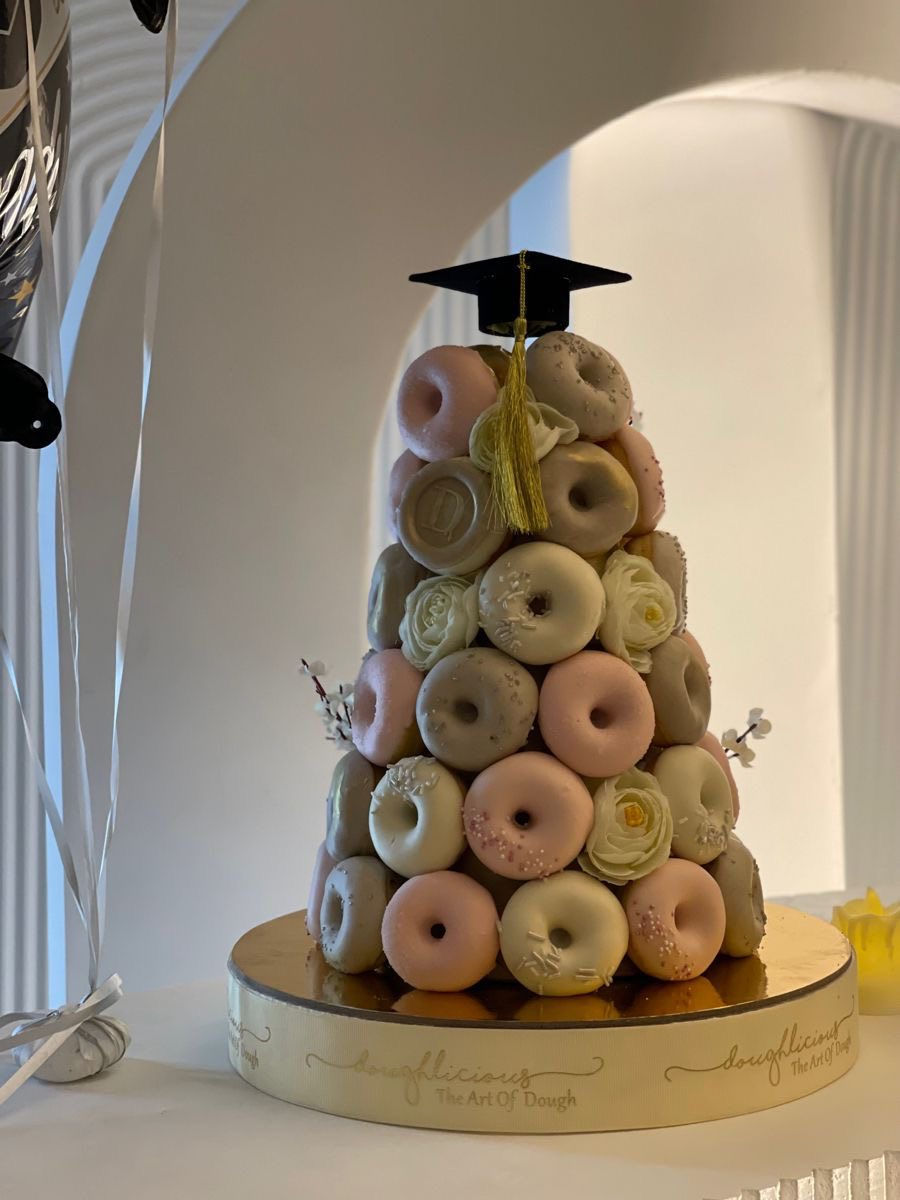 تجهيز ضيافة شوكلاته حسب الطلب كتابة قابلة للاكل
للحجز و الاستفسار دايراكت 
واتس اب ***********
