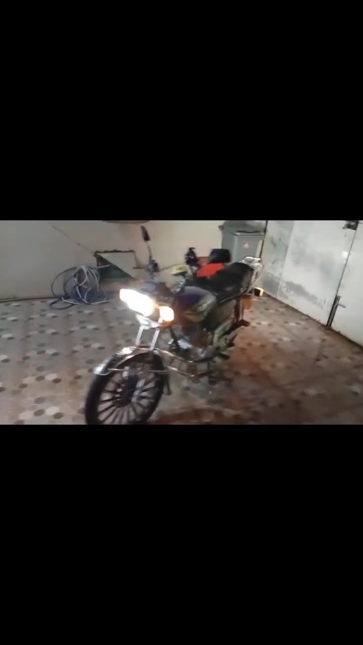 دراجه للبيع سيفان ***********
