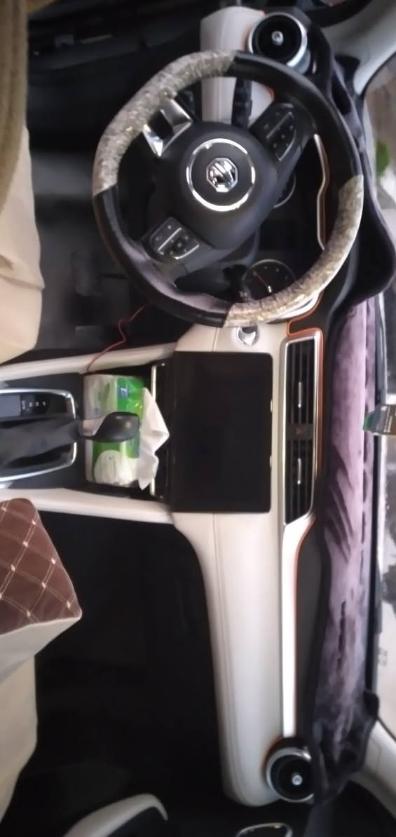 امجي عالي ٢٤ كامل مواصفات محرك توربو كامرات محيطيه كير اوتماتيك حساس اطارات تحكم استيرن هاندبريك كهربائي بنورامه علاا طول السقف//السعر150$رقم الهاتف***********
