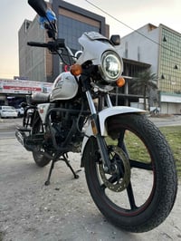 دايوان ٢٥ • ماشيه ١٥٠٠٠كم • بغداد المنصور