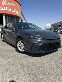 تويوتا كامري هايبرد 2025– الفخامة تلتقي بالكفاءة 🌿مواصفات se وارد امري...