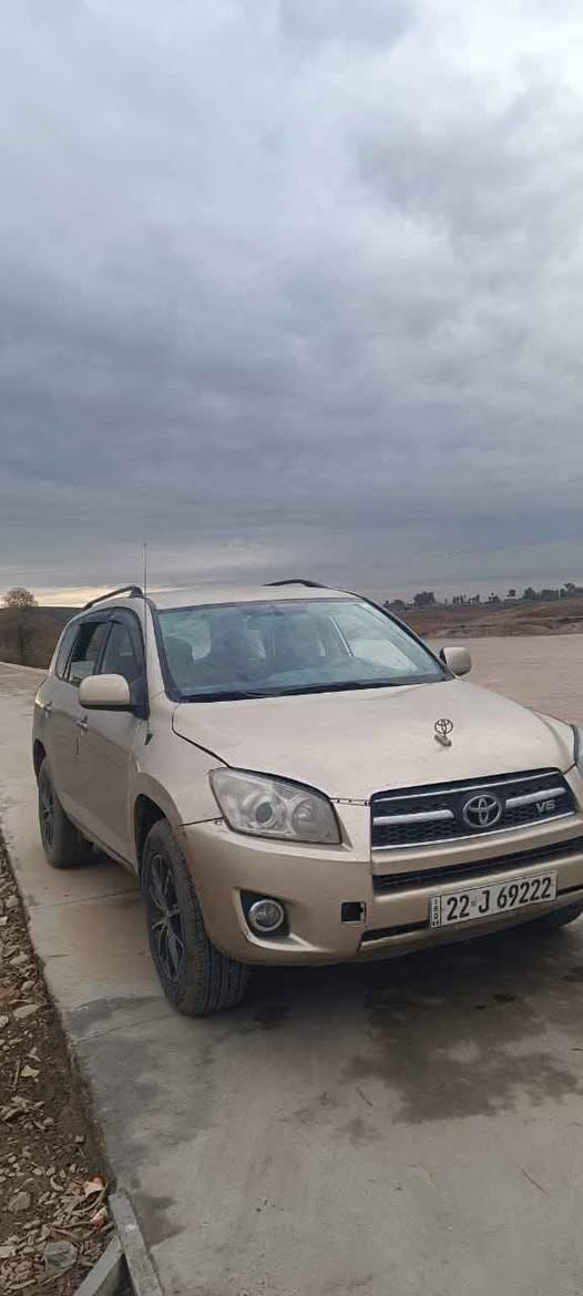 راف فور 2008 بيه اربع قطع بيع او مراوس نظيفه وبسمي وشراي شعنده يراسلني واتساب *********** بغداد, العراق
