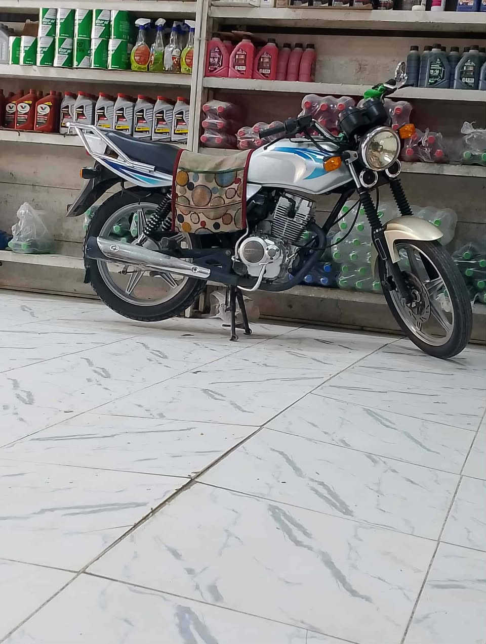 دراجه للبيع عضم موديل 2019 الون رصاصي السعر بواحد 50


**إذا كنت صاحب هذا الإعلان وتريد حذفه لأي سبب، رجاءا أرسل رسالة إلى الدعم الفني**