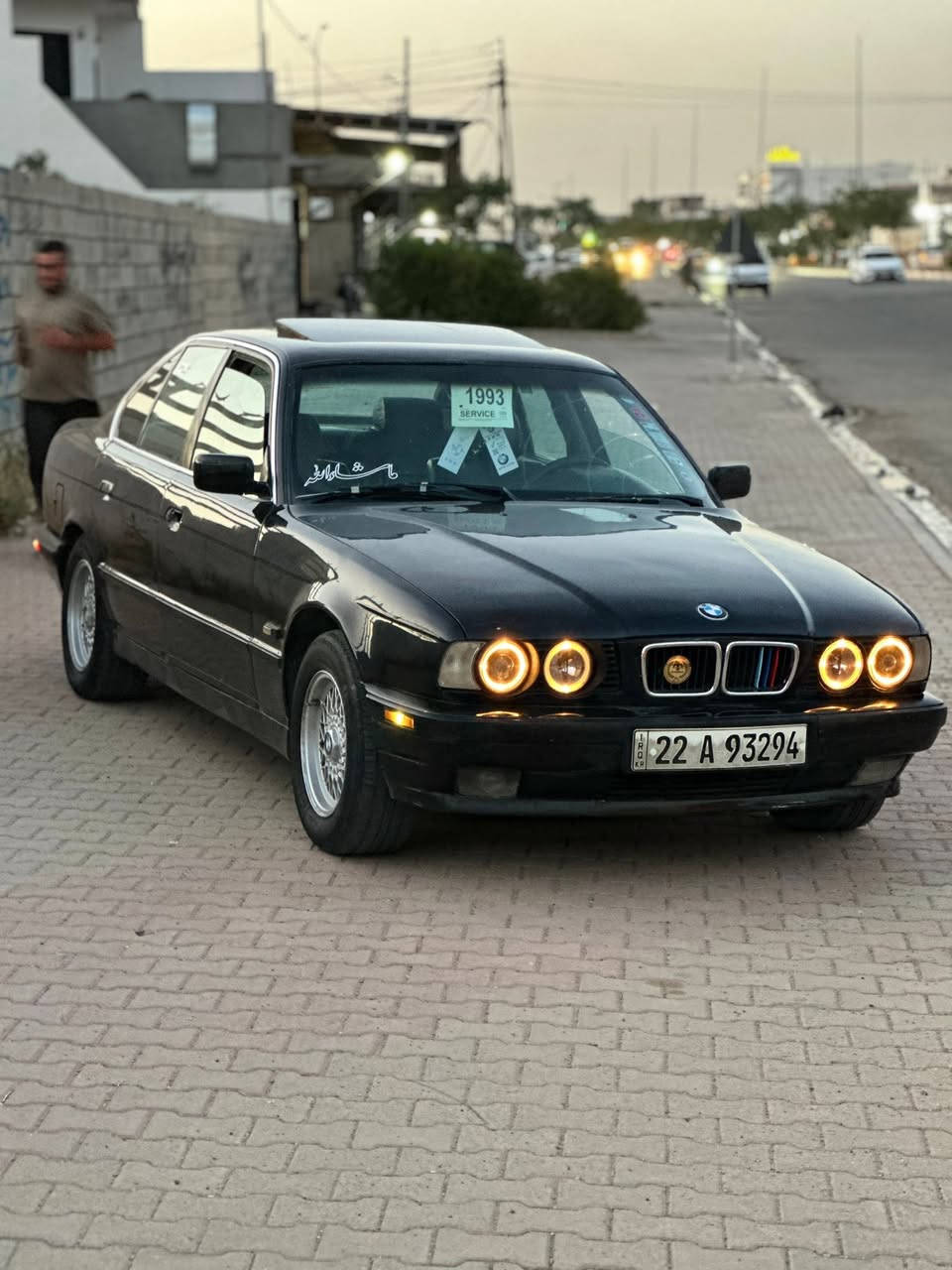 سلام عليكم للبيع BMW 1993 مكفوله للاخير
فول مواصفات سقف سلايت ٣ طكات +ويل خليه +اربع جام كهرباء+قفل مركزي+سكيورتي شغال+لايتات حلقه وزنون+٣وضعيات قياده S +تبريد شرط الثلج بنكه كهربائي يعني انسى الحماوه+هوك بلادي +جك مال بم ام بلادي +دوسات بلاديه ما معمر+بدون ضربه جماليه فقط

رقم سنويه هزه جديد شرط التحويل سعر 63وبي مجال 

ملاحضه خوان :محرك شوي بي بخار! مكاني كركوك

***********
